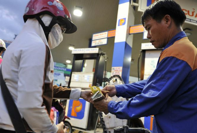 Giá bán lẻ các mặt hàng dầu tăng từ 235 đồng - 495 đồng/lít, kg