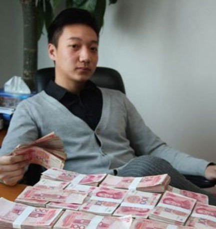 Thuê bạn gái dịp Tết với giá gần 170.000 USD