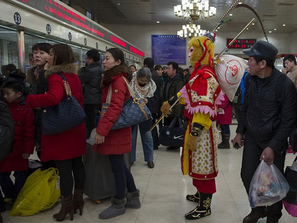 Tận thấy “Tôn Ngộ Không” về quê ăn Tết