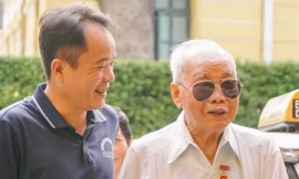 Ngày này 71 năm trước, người dân Thủ đô ùa ra đường cùng hát 'Tiến về Hà Nội'