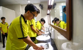 'Học trò không dám vào nhà vệ sinh thì hiệu trưởng không hoàn thành nhiệm vụ' 