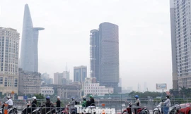 Chuyên gia lý giải hiện tượng sương mù dày đặc ở TPHCM nhiều ngày