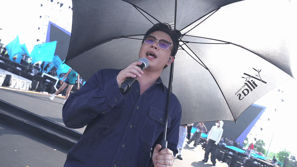 Đông Hùng thổi sức nóng cho concert Thanh xuân