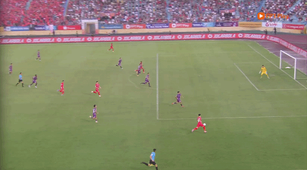 CAHN thắng Becamex TPHCM 1-0, Alan ghi bàn