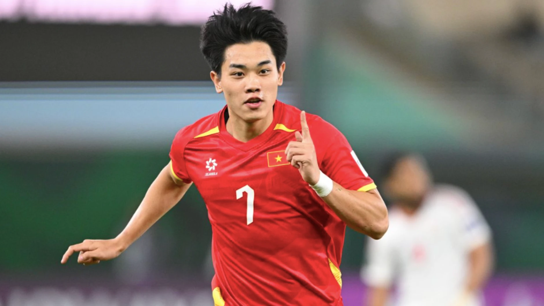 AFC treo giò Nguyễn Đình Bắc thêm một trận, tuyển Việt Nam chịu tổn thất trước Malaysia