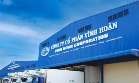 Lãnh đạo doanh nghiệp rầm rộ mua bán cổ phiếu