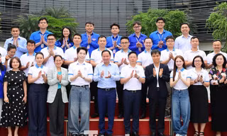 Cùng nhau cộng hưởng năng lượng, trí tuệ Việt Nam