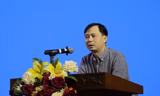 Sinh viên với Blockchain: Cách nào để tránh dự án mập mờ, lừa đảo?