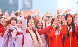 Những khoảnh khắc ấn tượng tại Chủ Nhật Đỏ lần thứ 18