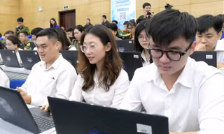 Khởi động cuộc thi Olympic tiếng Anh dành cho cán bộ trẻ năm 2026