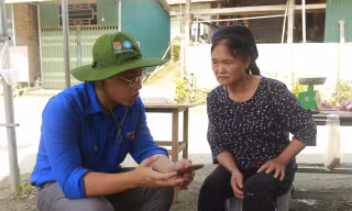 Tổ thực chiến 'phủ số' cho dân bản, nâng cao cảnh giác lừa đảo qua mạng