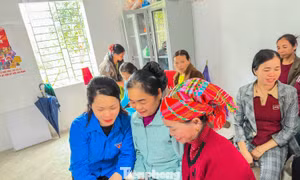 Tuổi trẻ Lạng Sơn tuyên truyền bầu cử đến từng thôn bản