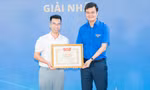 Kỷ lục của người giành giải Nhất cuộc thi sáng tác tranh về Đại hội Đoàn 