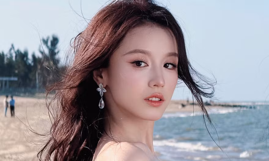 Người đẹp bị gạch tên khỏi show thực tế