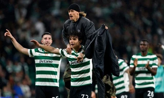 Cú lội ngược dòng 'thần thánh' của Sporting Lisbon. 