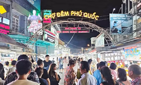 Nhiều cơ sở lưu trú ở trung tâm Dương Đông, khu vực Nam đảo và Bắc đảo Phú Quốc hiện tại đã cháy phòng