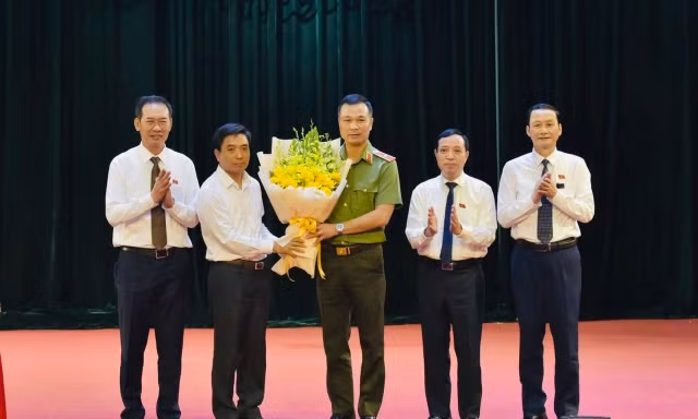 Giám đốc Công an tỉnh Thanh Hóa được bầu làm Ủy viên UBND tỉnh