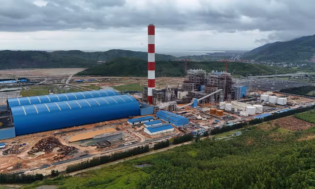 Đốt dầu lần đầu Nhà máy nhiệt điện gần 2 tỷ USD tại Quảng Trị 