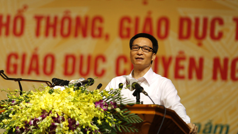 Phó Thủ tướng Vũ Đức Đam phát biểu tại hội nghị sáng 29/7. Ảnh: Như Ý