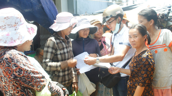 Tiểu thương nghèo ở chợ Kế Xuyên hoang mang vì chủ hụi bỏ đi khỏi địa phương