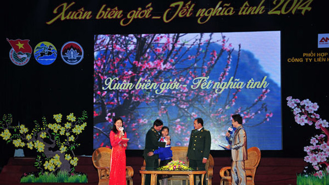 “Xuân biên giới - Tết nghĩa tình" đến sớm
