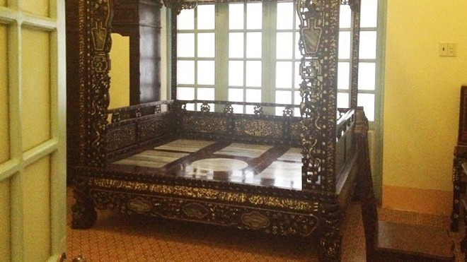 Chiếc giường 7 tỷ đồng của Công tử Bạc Liêu