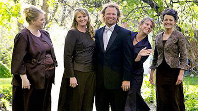 Ngôi sao Mỹ thoát tội đa thê 