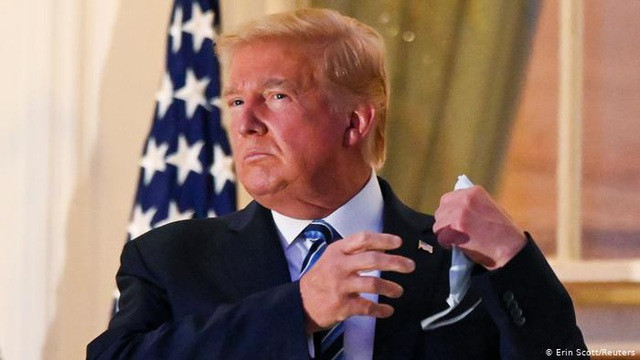 Ông Trump trở lại Phòng Bầu Dục