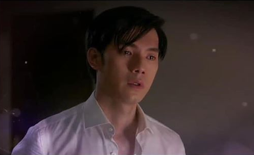 Nhan Phúc Vinh: 'Quay tình yêu và tham vọng, tôi khóc, tim thắt lại và cảm thấy khó thở'