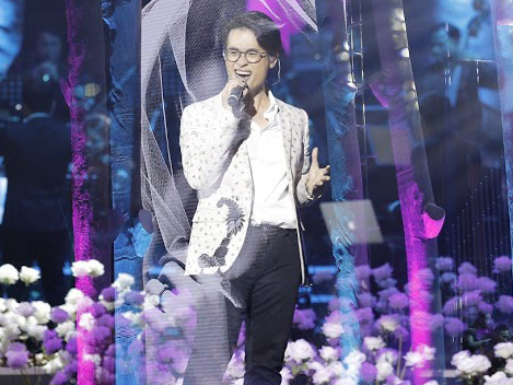 Hà Anh Tuấn lần đầu tiết lộ kỉ niệm hớ hênh quên kéo khóa quần trên sân khấu 