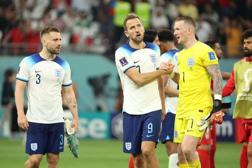 Bất ngờ với khối tài sản khổng lồ của thủ quân tuyển Anh