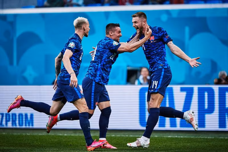 Thuỵ Điển - Slovakia: Quyết đấu vì tấm vé đi tiếp