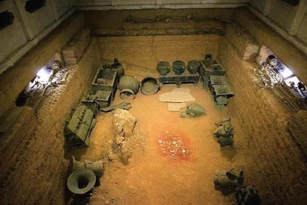 Bên trong lăng mộ của nữ tướng đẹp tuyệt trần, chiến tích lừng lẫy sánh ngang với Tần Thủy Hoàng. Ảnh QQ.