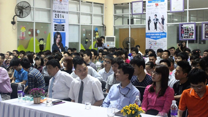 Hàng trăm nhân sự ngành CNTT tham gia ứng tuyển