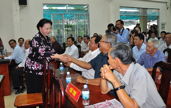 Cử tri lo lắng về Hội Thánh Đức Chúa Trời