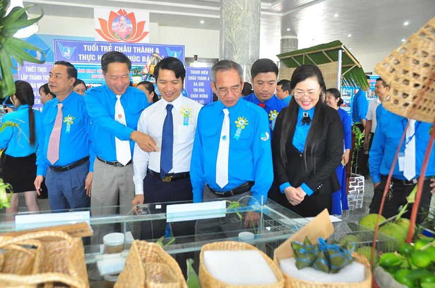 Anh Trương Minh Hoàng tái đắc cử Chủ tịch Hội LHTN Việt Nam tỉnh Hậu Giang