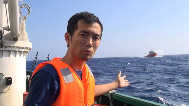 Phóng viên VTV6 tác nghiệp tại Hoàng Sa