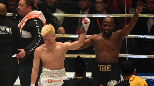 Floyd Mayweather và Tenshin Nasukawa