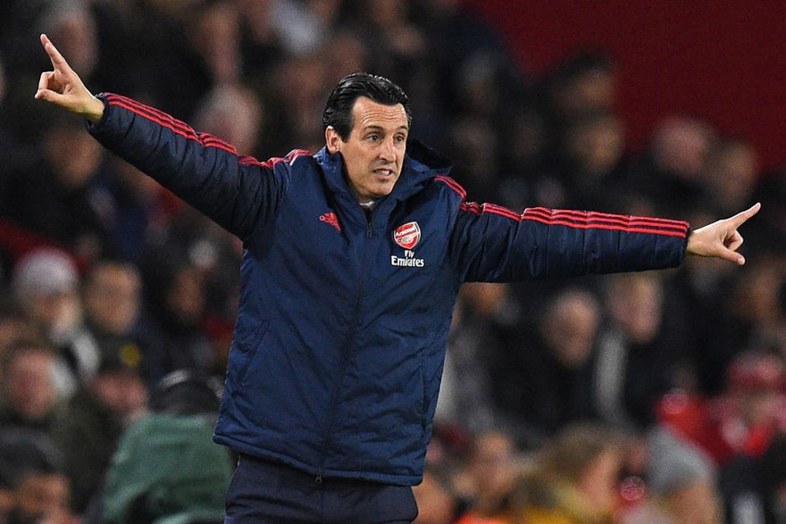 HLV Emery mạnh miệng chê bai Arsenal thời Wenger