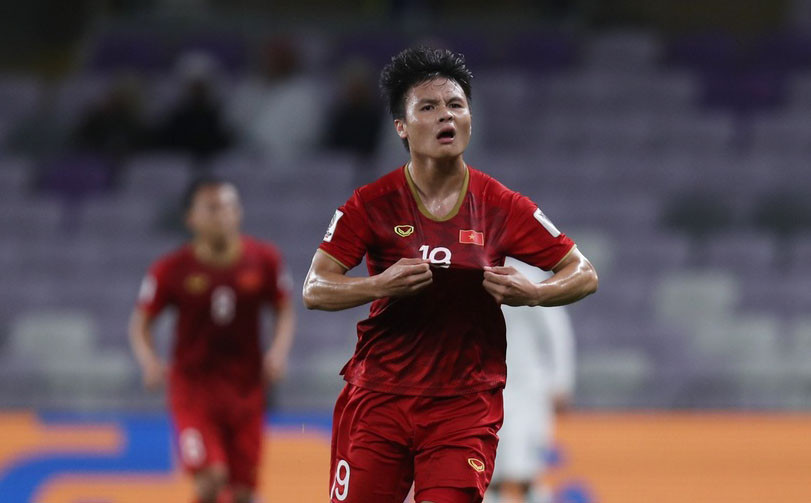 Quang Hải ăm mừng bàn mở tỷ số