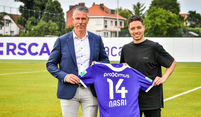Samir Nasri rạng rỡ ra mắt Anderlecht.