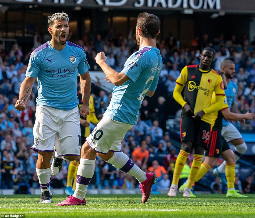 Kết quả Ngoại hạng Anh: Man City đè bẹp Watford với tỉ số không tưởng
