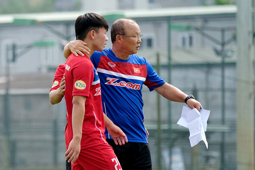 Minh Vương không có cơ hội lên tuyển.