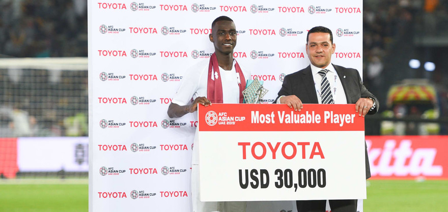 Almoez Ali nhận giải MVP của Asian Cup 2019