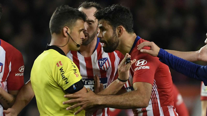 Diego Costa bị treo giò hết mùa giải 2018-19.