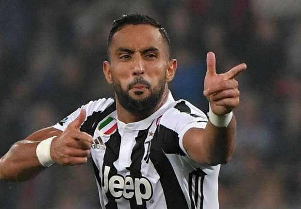 Medhi Benatia chính thức đến Qatar thi đấu