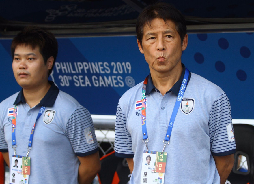 HLV Akira Nishino kín tiếng sau chiến thắng trước U22 Brunei. Ảnh: Siam Sport.