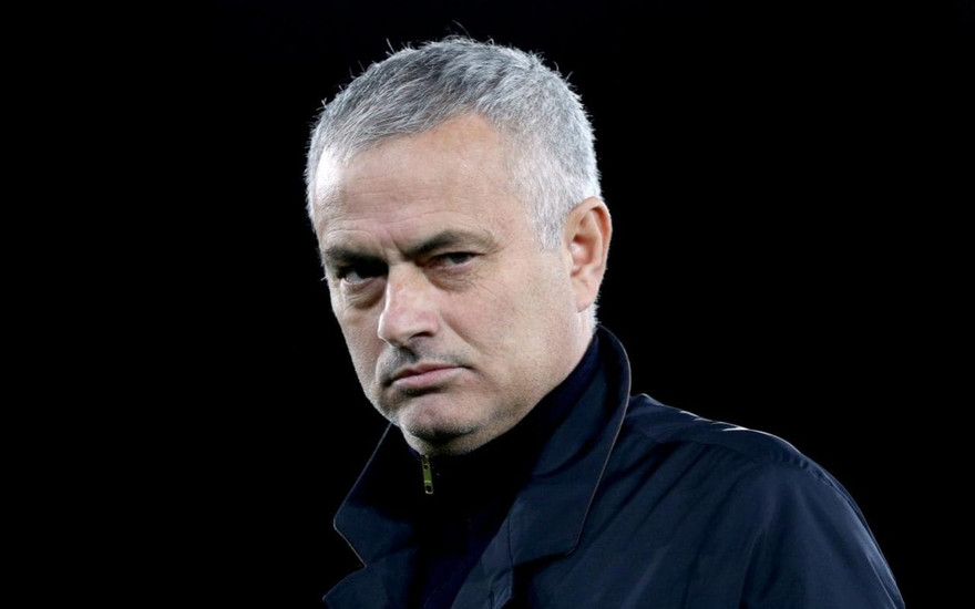Jose Mourinho chính thức về Tottenham.