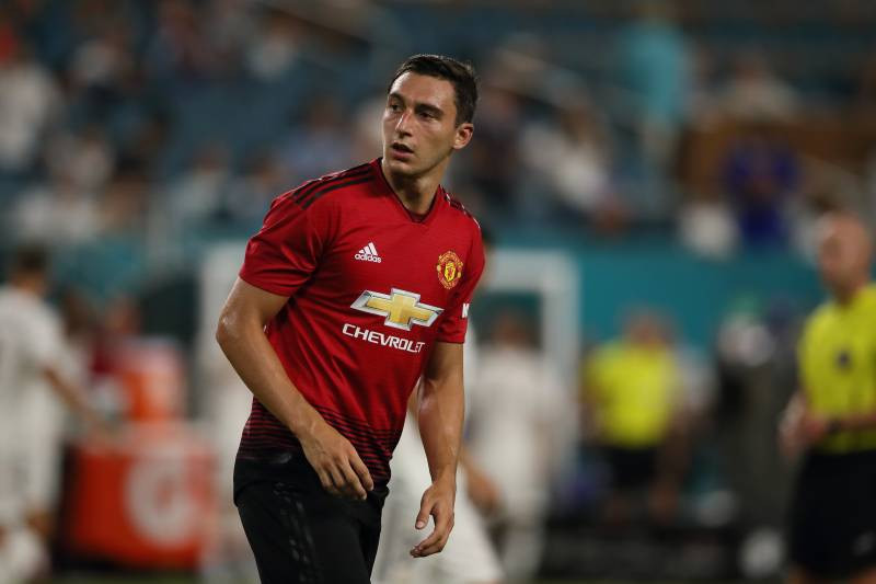 Matteo Darmian chính thức rời M.U.
