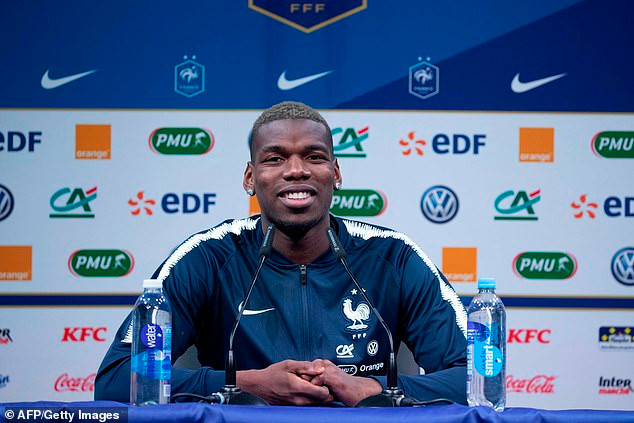 Paul Pogba họp báo cùng đội tuyển Pháp